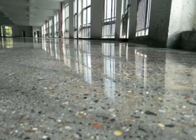 金刚砂耐磨地坪施工